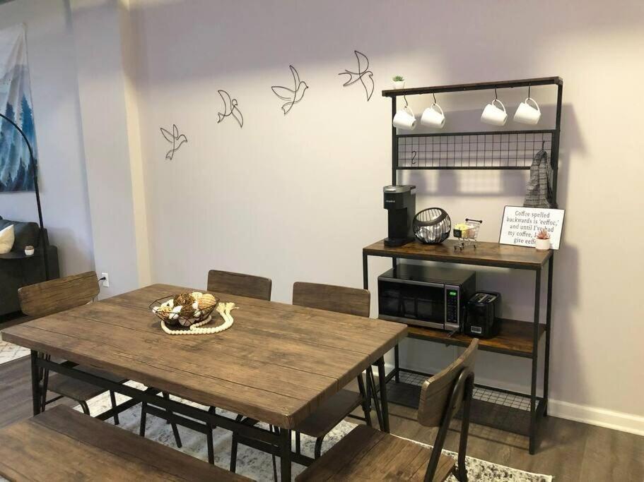 Appartamento Downtown Cleveland -Modern First Floor Unit Esterno foto